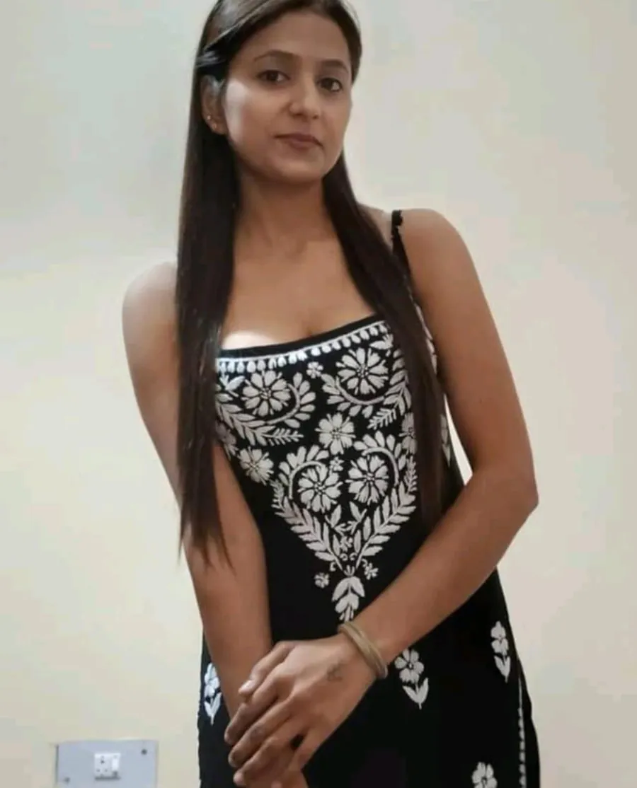 Cute call girls in gurgaon available for full night